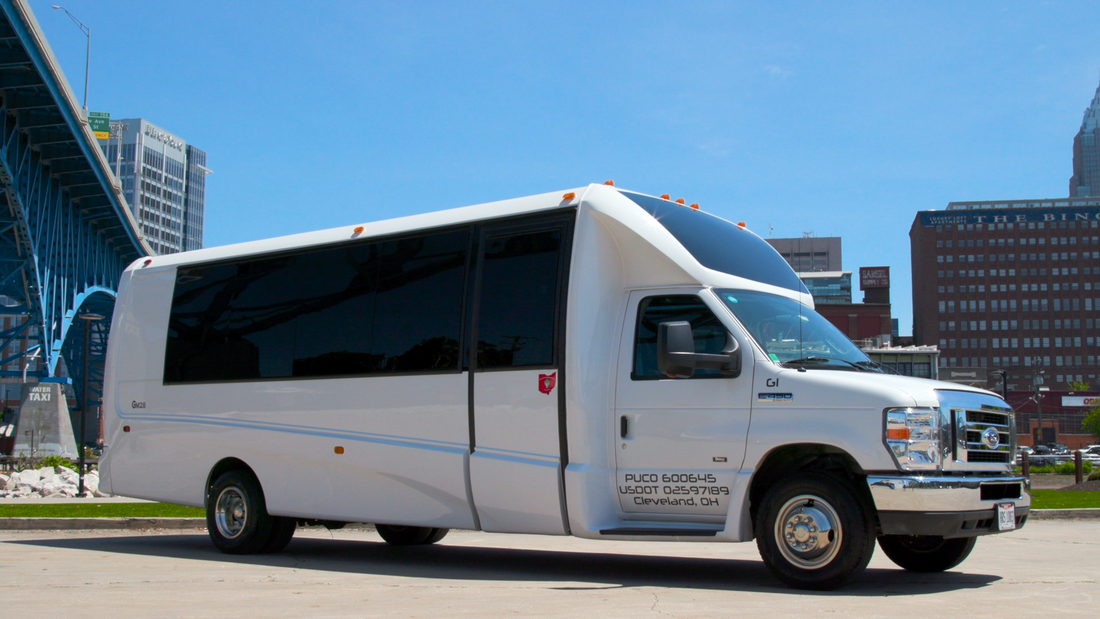 Party Bus & Limo in Cleveland, OH